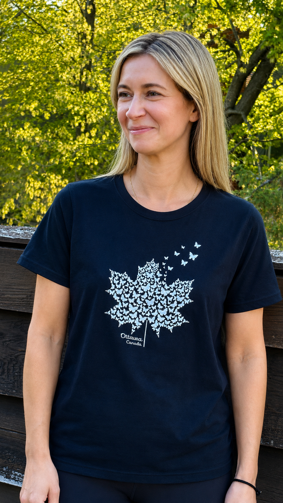 Womens Ottawa Canada Maple Leaf T-Shirt - Black