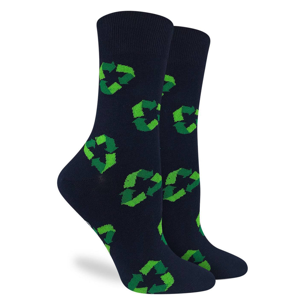 These fun socks feature green recycle arrows on a black background. Spandex added to the 85% cotton blend gives the socks the perfect amount of stretch to hug your feet.