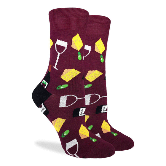 These fun socks feature a glass and bottle of wine, and a wedge of cheese, on a background of burgundy with a black heel. Spandex added to the 85% cotton blend gives the socks the perfect amount of stretch to hug your feet.
