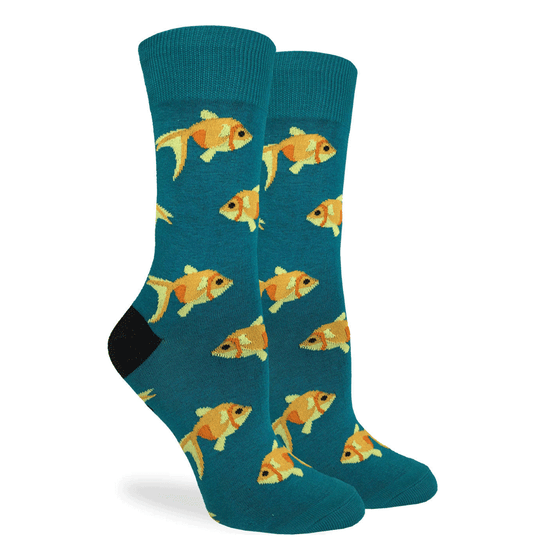 These fun socks feature goldfish swimming about on a teal background and black heel. Spandex added to the 85% cotton blend gives the socks the perfect amount of stretch to hug your feet.