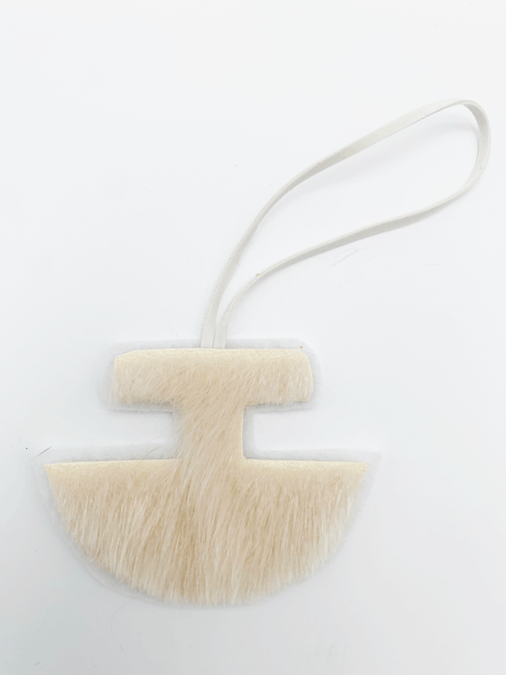 White Sealskin Ulu Ornament - Leanne Thompson