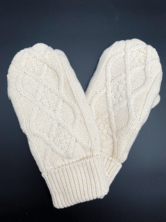 Cable Knit Mittens