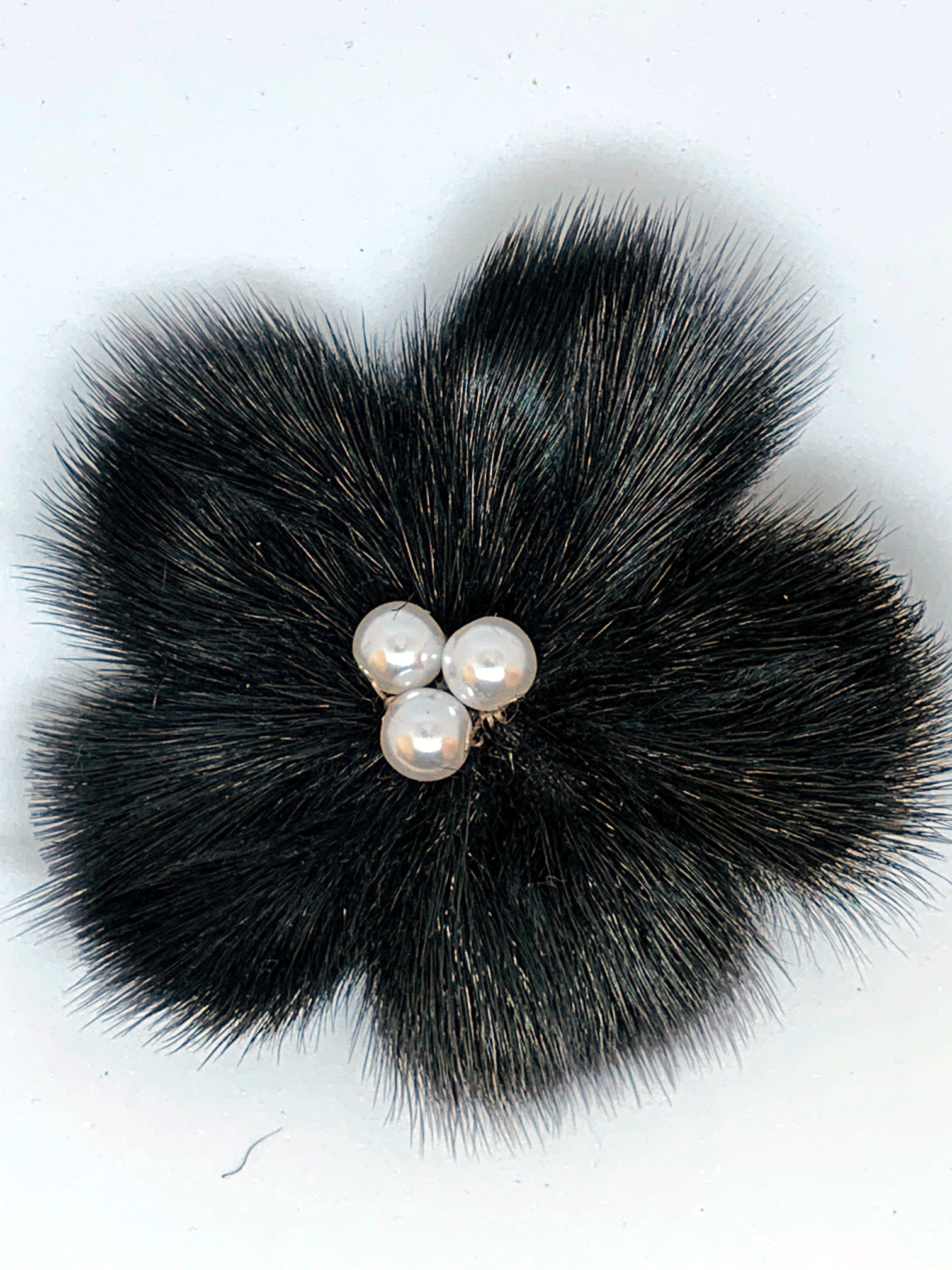 Flower 2025 brooch online